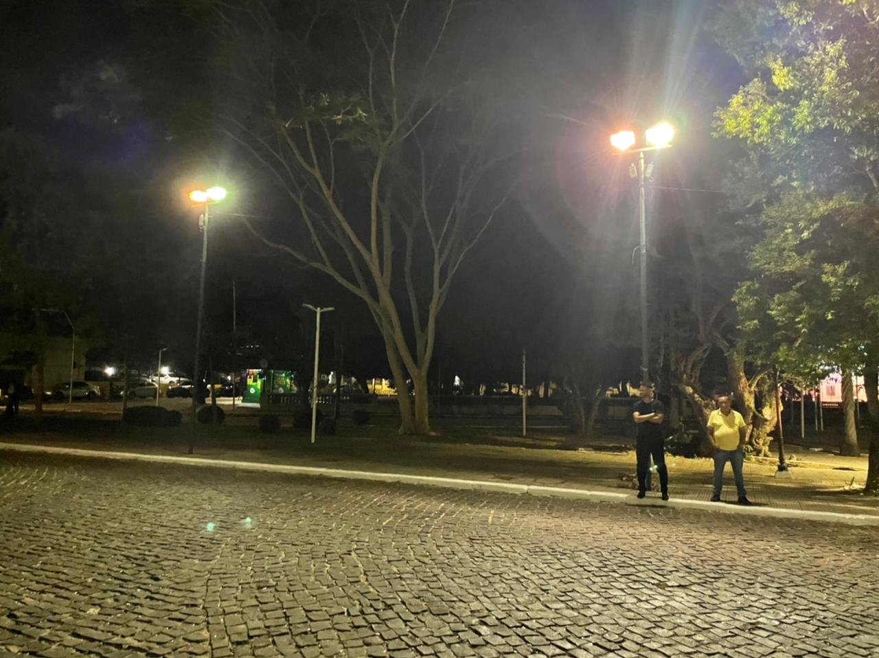 prça pedro ii sem iluminação