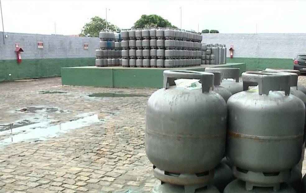 Botijão de gás fica R$ 10 mais caro a partir desta quarta (1) no Piauí — Foto: Reprodução/TV Clube